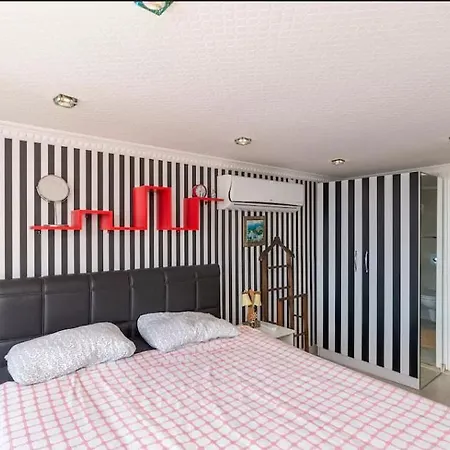 Apartment Ugel Aparts