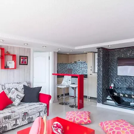 Apartment Ugel Aparts *