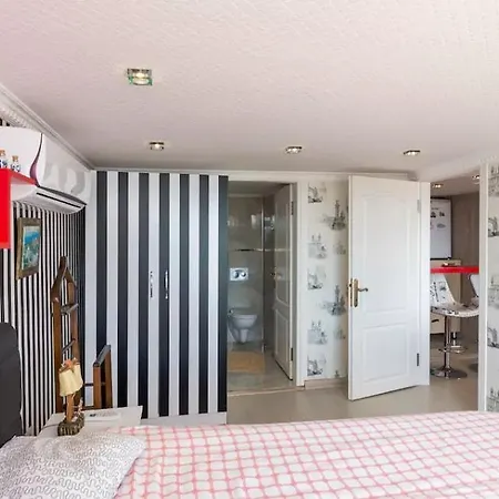 Apartament Ugel Aparts Stambuł